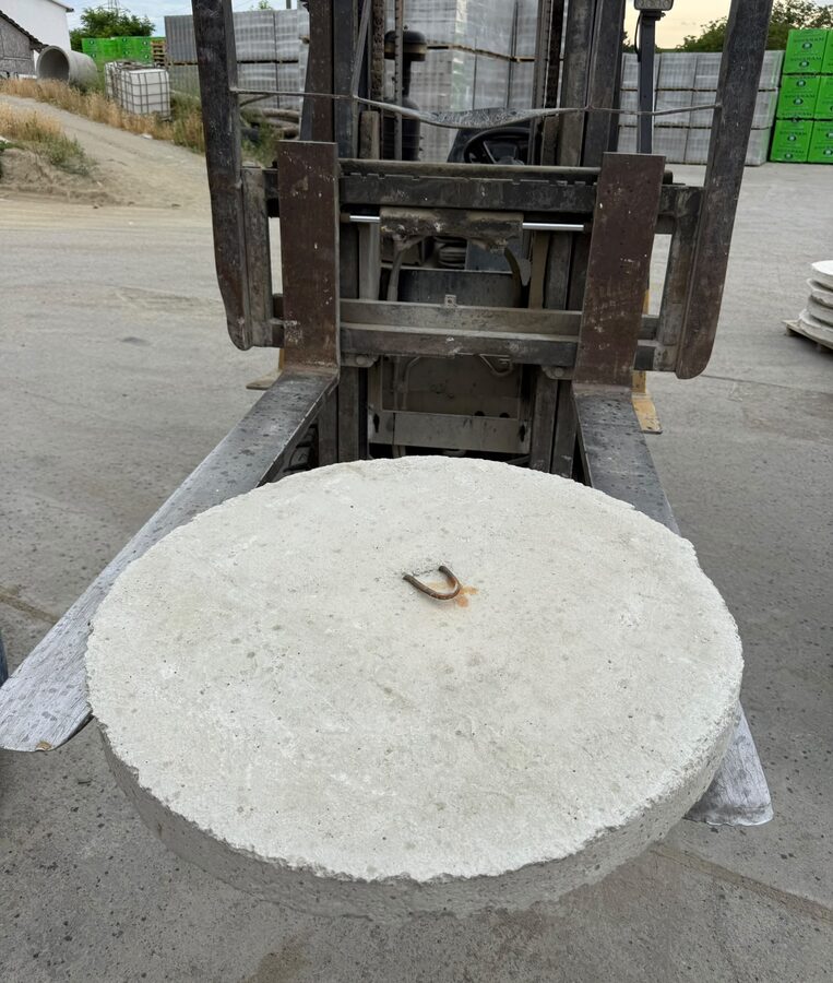 Capac de beton de 600×100